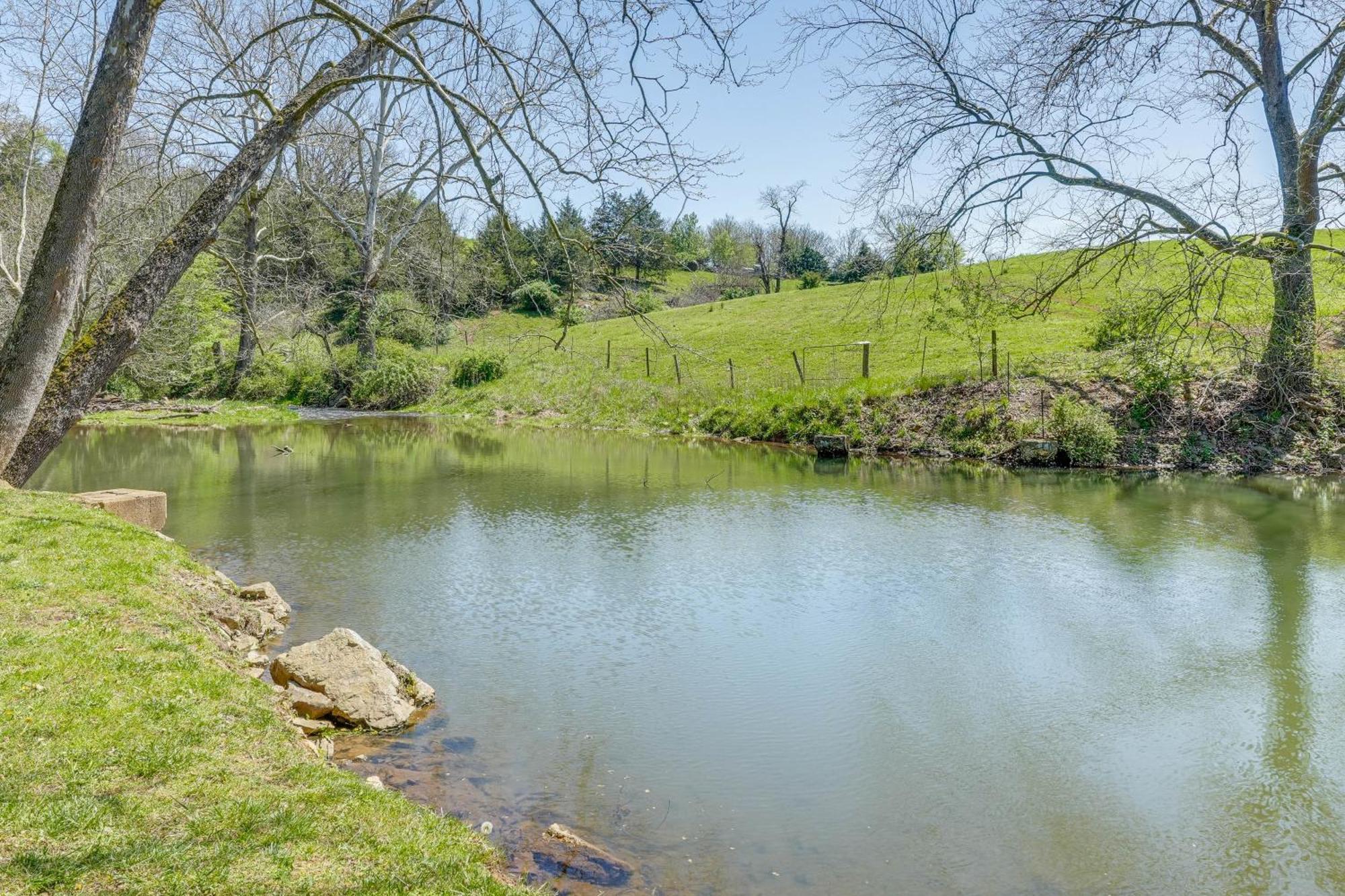 Waterfront Virginia Retreat With Canoe, Pets Welcome Rileyville Екстер'єр фото