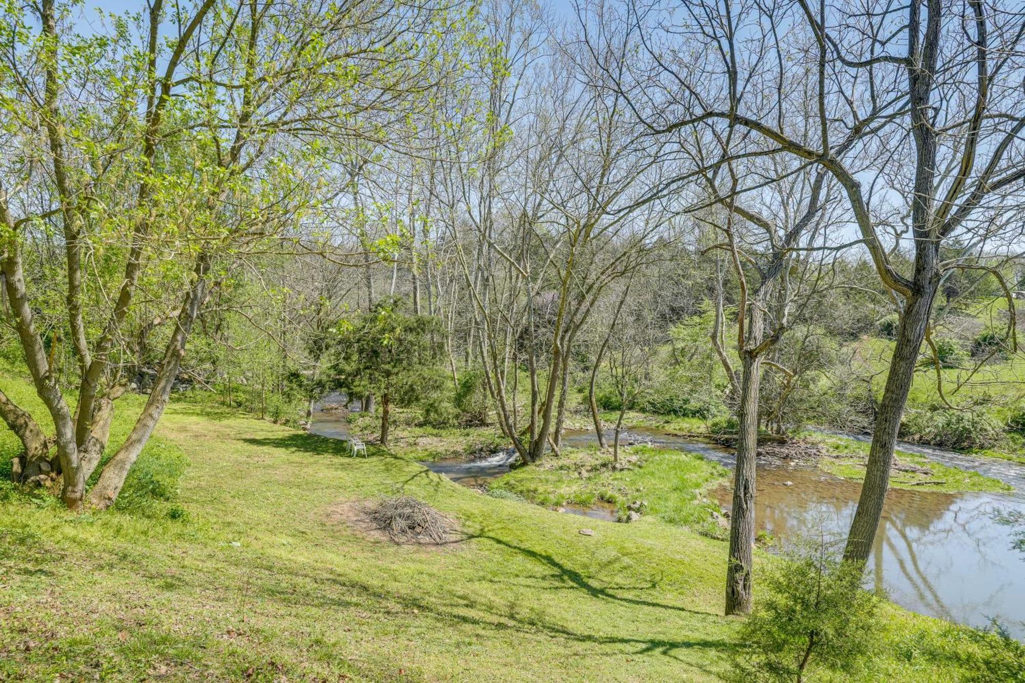 Waterfront Virginia Retreat With Canoe, Pets Welcome Rileyville Екстер'єр фото
