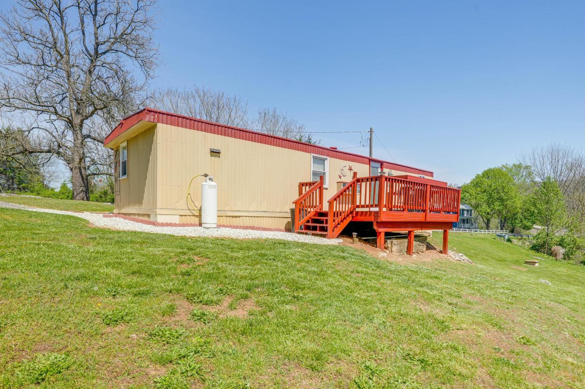 Waterfront Virginia Retreat With Canoe, Pets Welcome Rileyville Екстер'єр фото